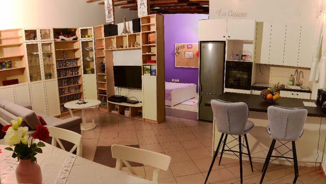 Studio Tami I Barbi Apartment Opatija Exterior photo